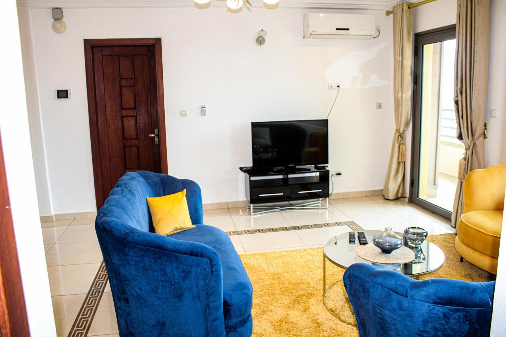 Residence Le Carat Bonapriso Дуала Екстериор снимка