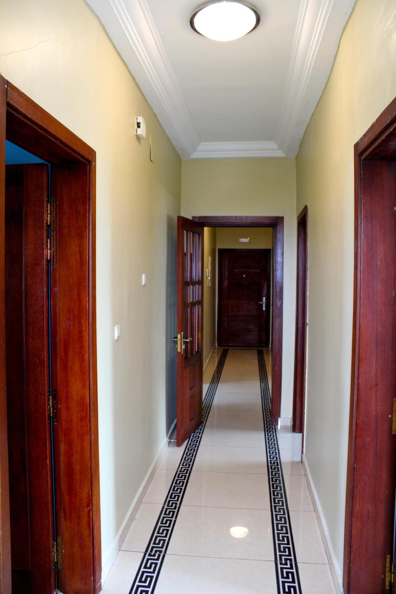 Residence Le Carat Bonapriso Дуала Екстериор снимка