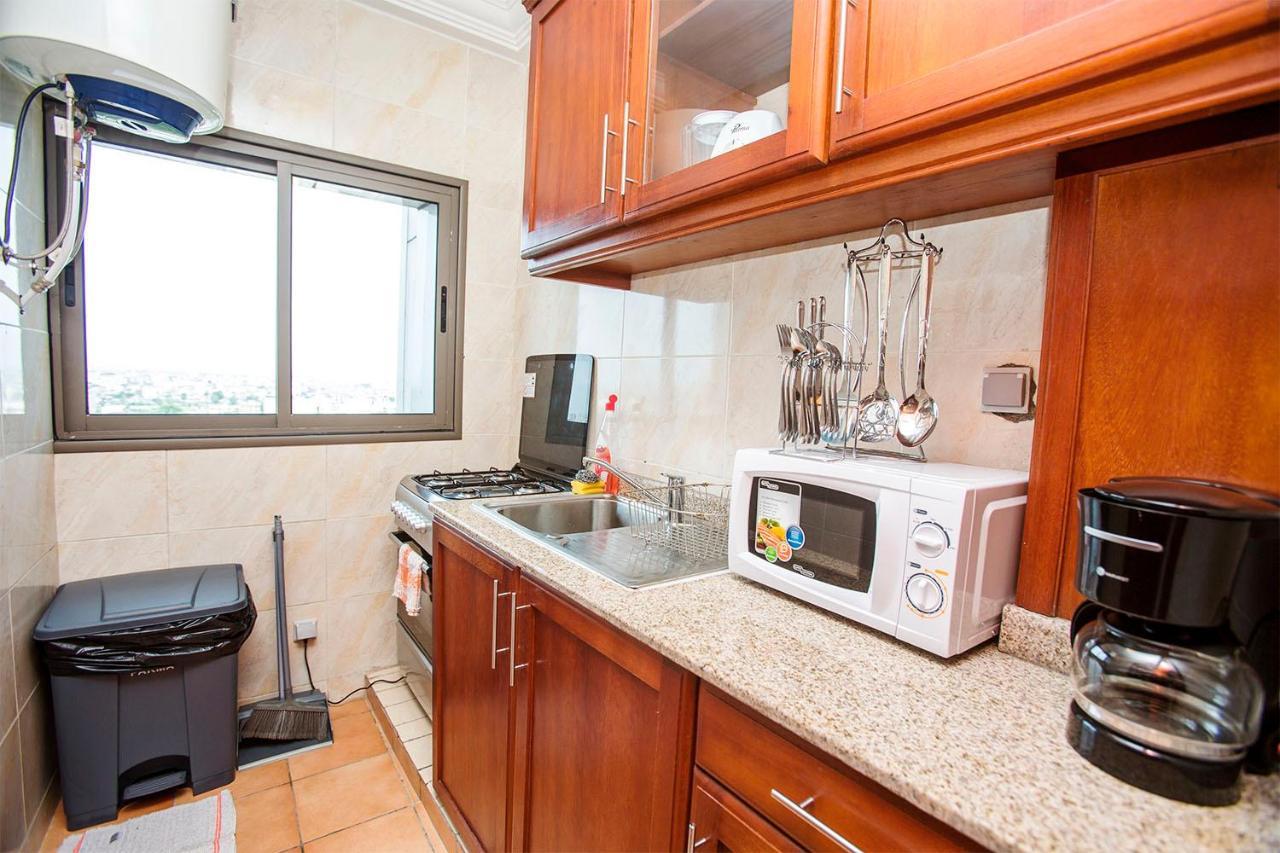 Residence Le Carat Bonapriso Дуала Екстериор снимка